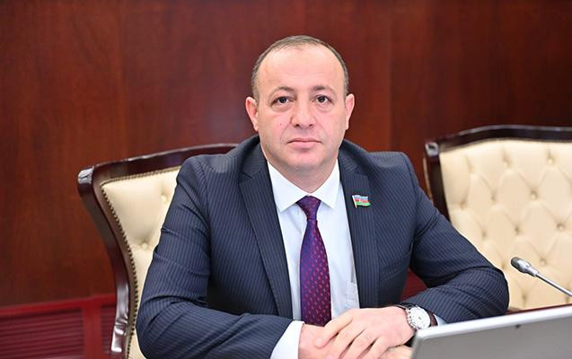 “Vətəndaş babadan qalma evi sökür, yenisini tikməyə icazə verilmir” - Deputat