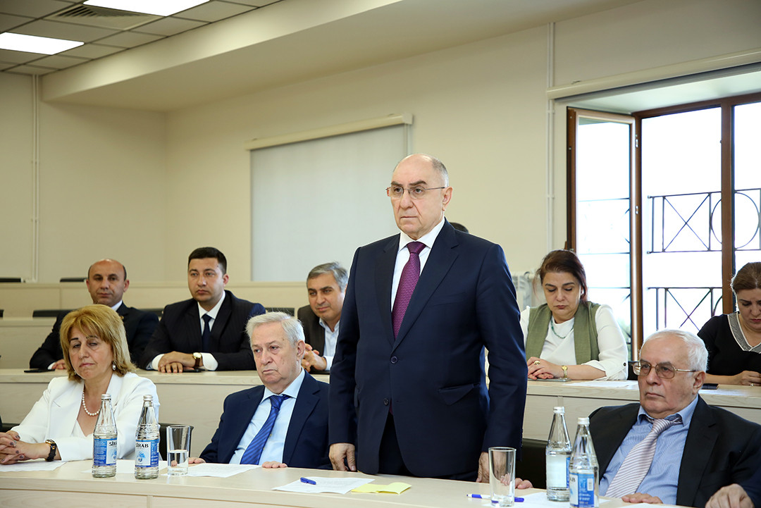 Akademik Rasim Əliquliyev Qarabağ Universitetində ustad dərsi keçib
