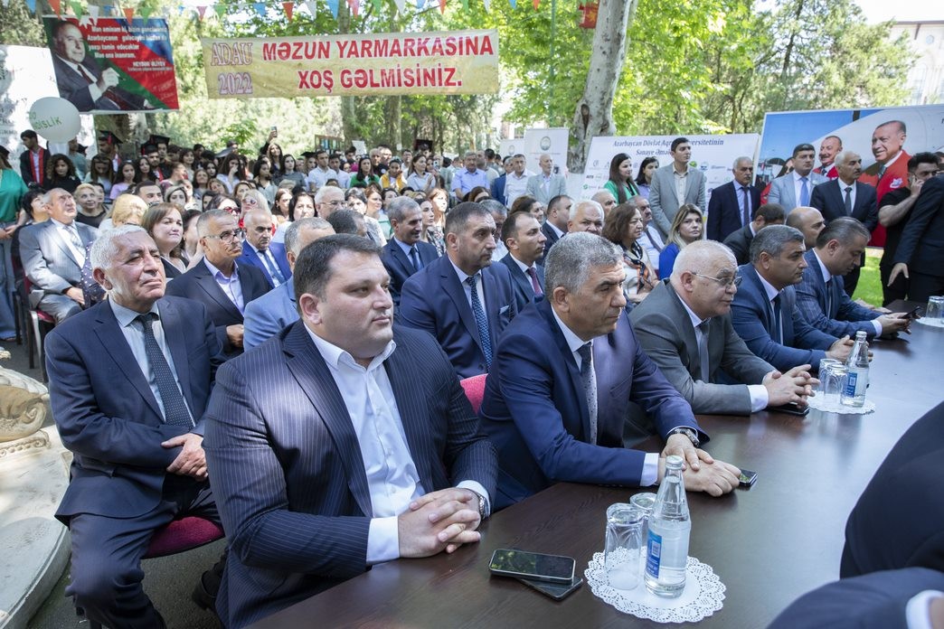 Azərbaycan Dövlət Aqrar Universitetində “Məzun yarmarkası” keçirilib