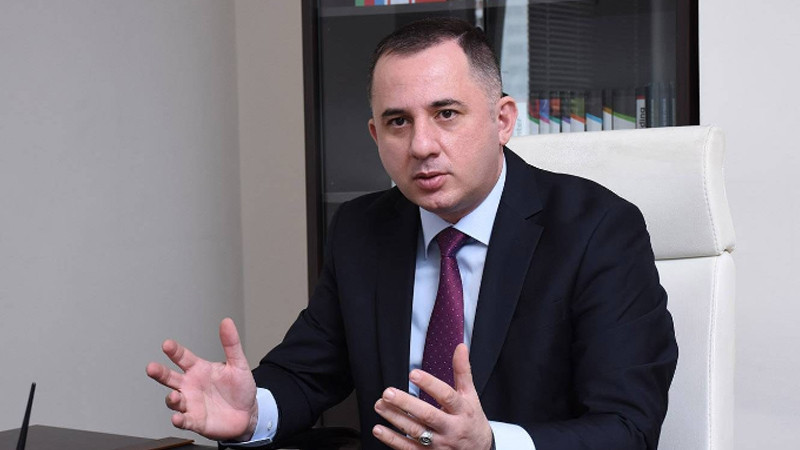"Ya kollektorların fəaliyyəti dayandırılmalıdır ya da ki, evlər sökülməlidir"
