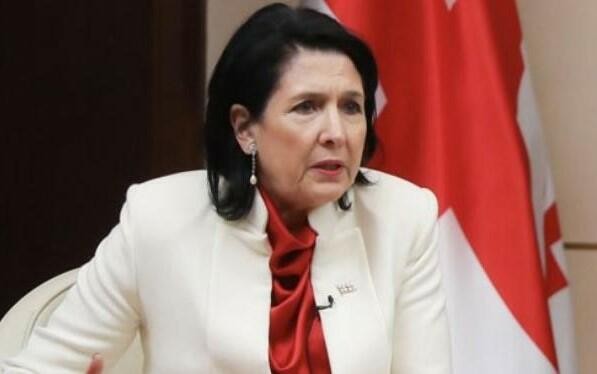 Zurabişvili: Rusiyaya baxan yoxdur, hamı Qərbə gedir!