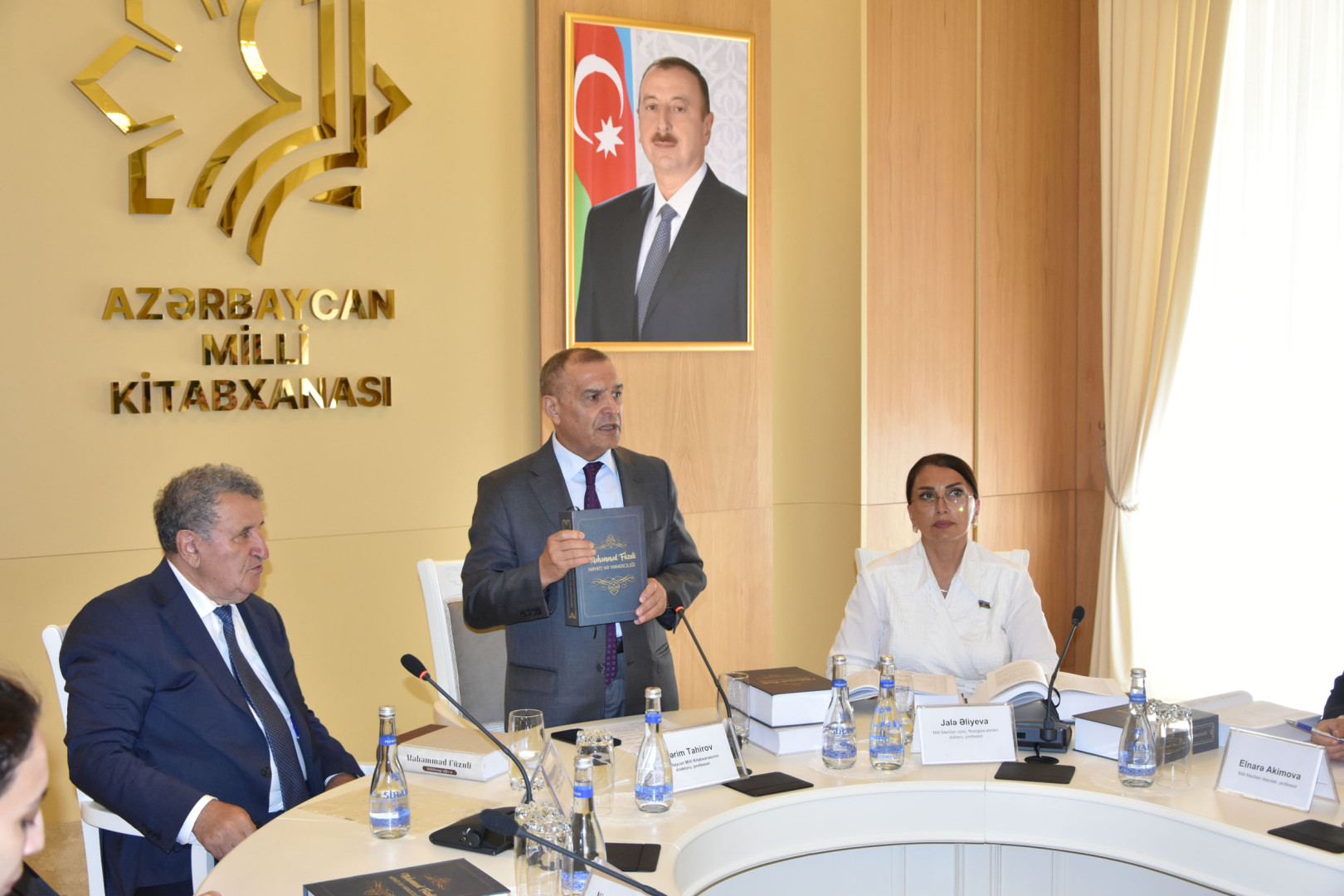 Milli Kitabxanada “Məhəmməd Füzuli. Biblioqrafiya” və “Məhəmməd Füzuli. Həyatı və yaradıcılığı” kitablarının təqdimat mərasimi keçirilib