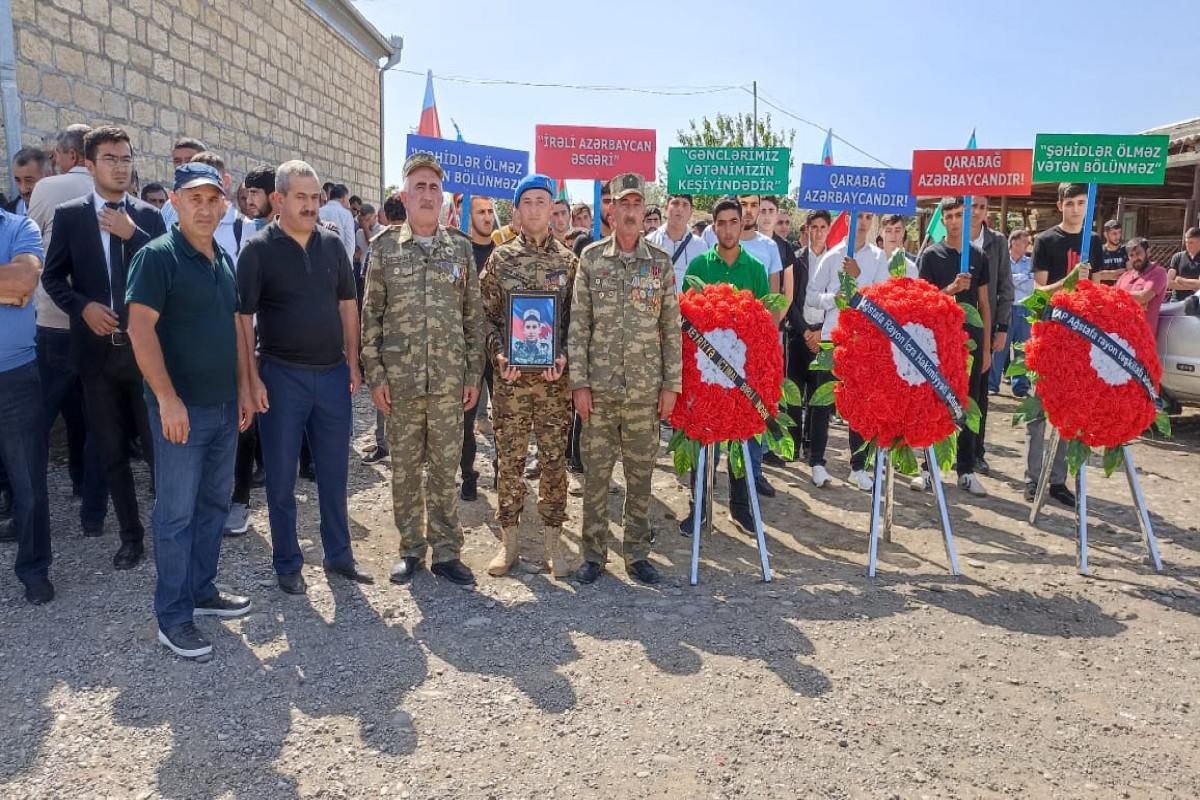Şəhid gizir Seyfəddin Muradov Ağstafada dəfn edilib - FOTO