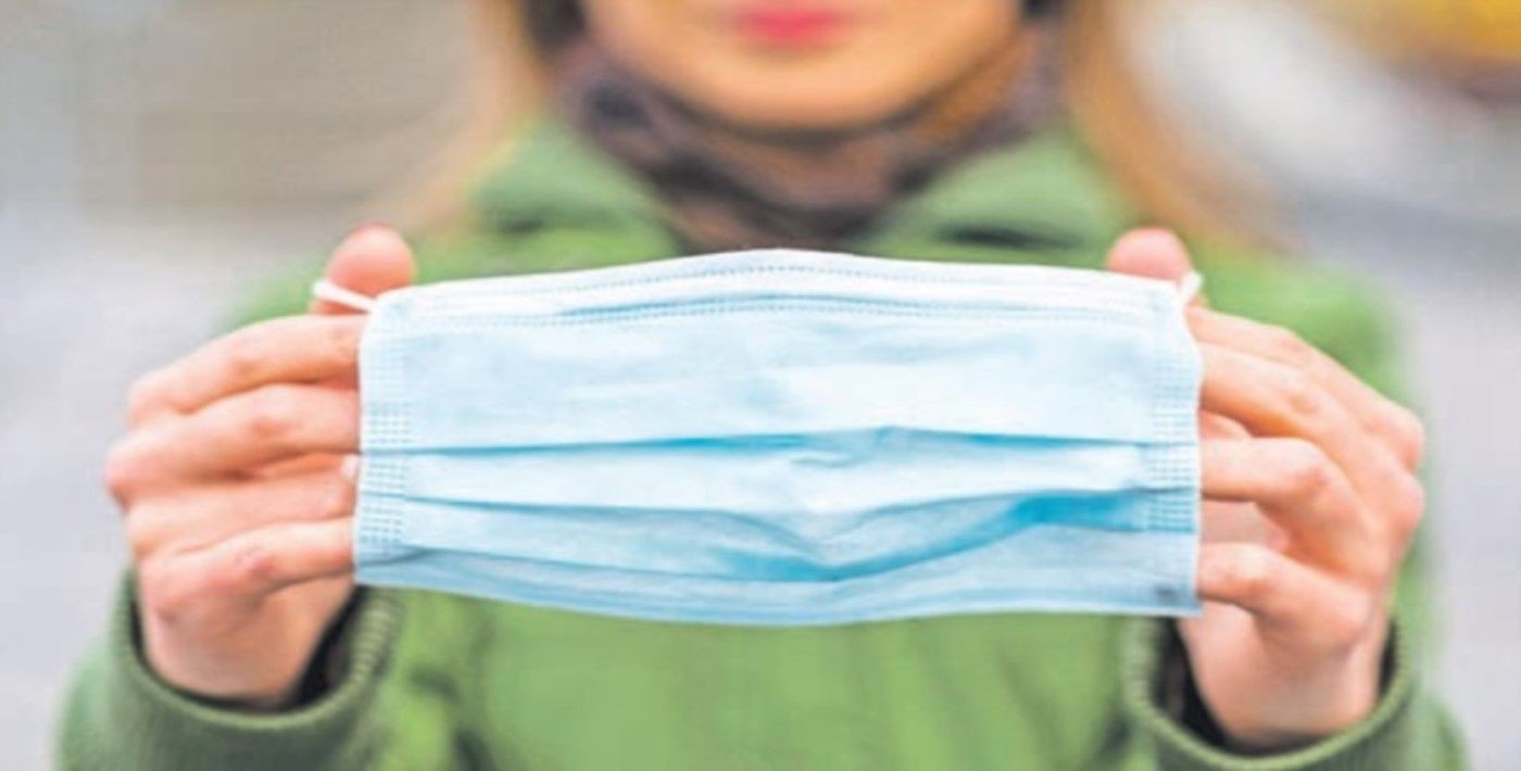 Bu ölkədə maska taxmaq ləğv olundu