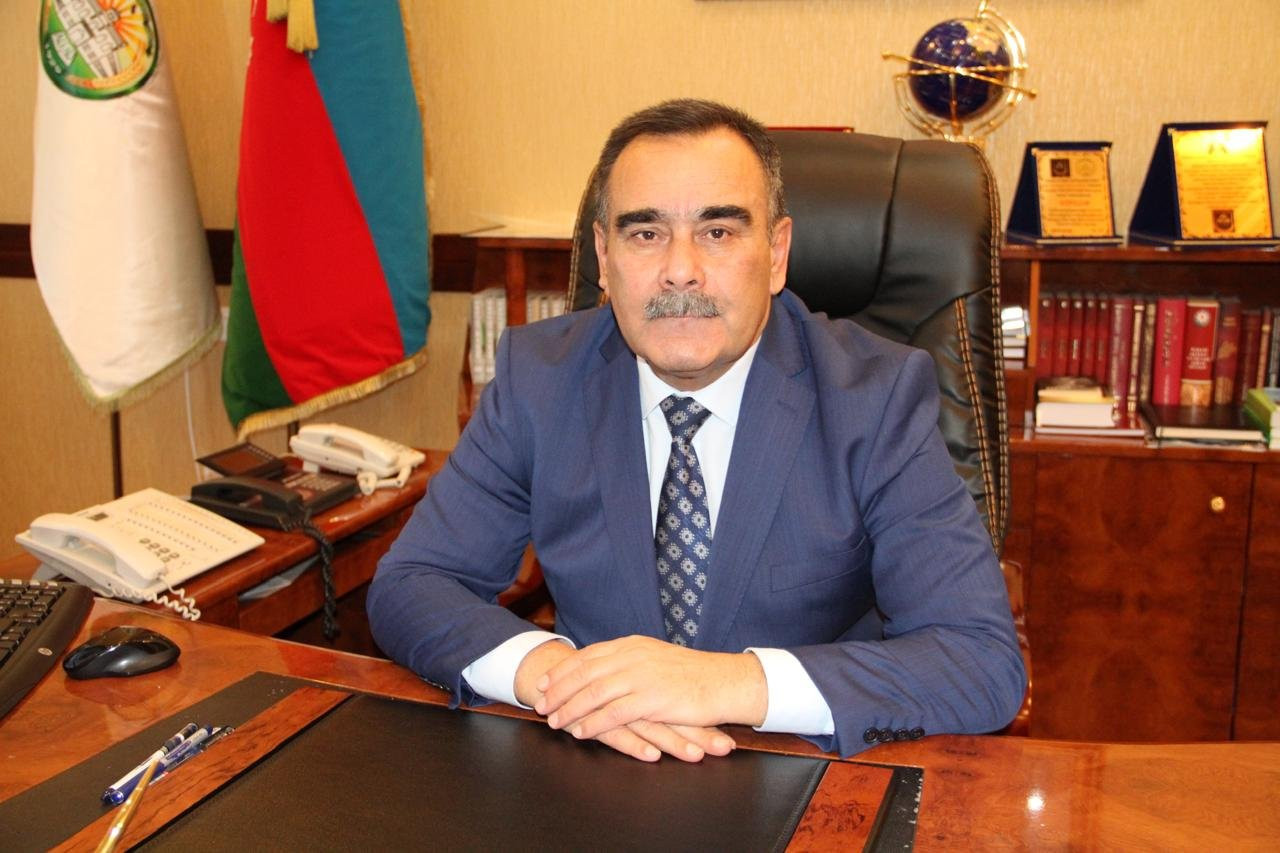 "Anım günü bizə yalnız kədər və hüzn gətirmir, eyni zamanda gələcəyə inam aşılayır"