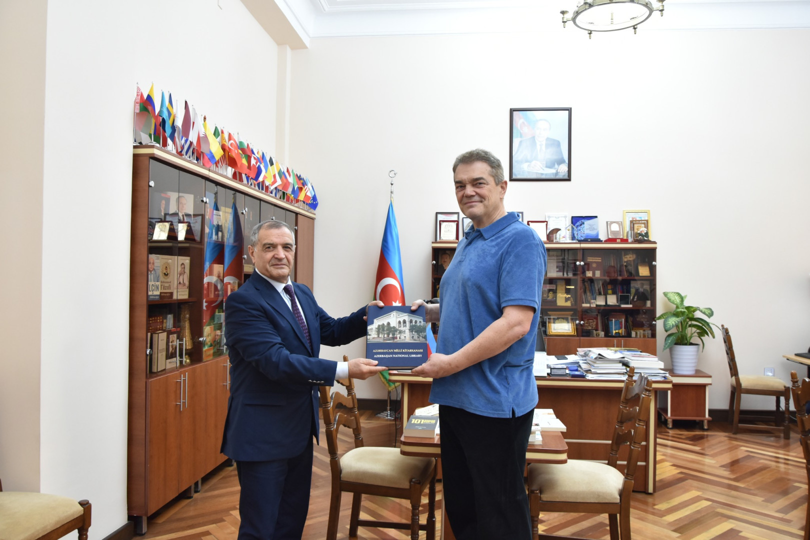 Türkiyəli tanınmış alim Azərbaycan Milli Kitabxanasının qonağı olub