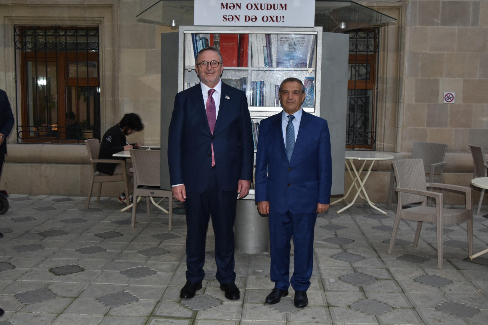 Türkiyənin mədəniyyət və turizm nazirinin müavini Coşqun Yılmaz Milli Kitabxananı ziyarət edib