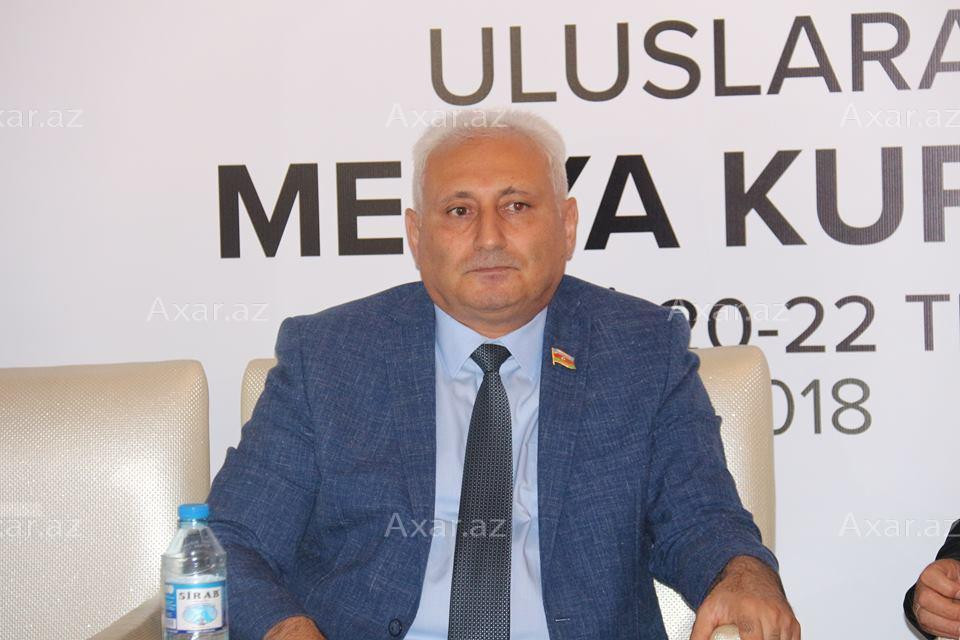 Hakimlər deputatların zənglərini açmır -