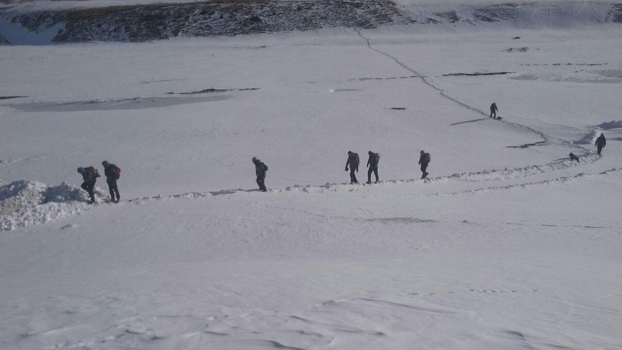İtkin düşən alpinistlərin hərəkət qrafiki: axtarışdan