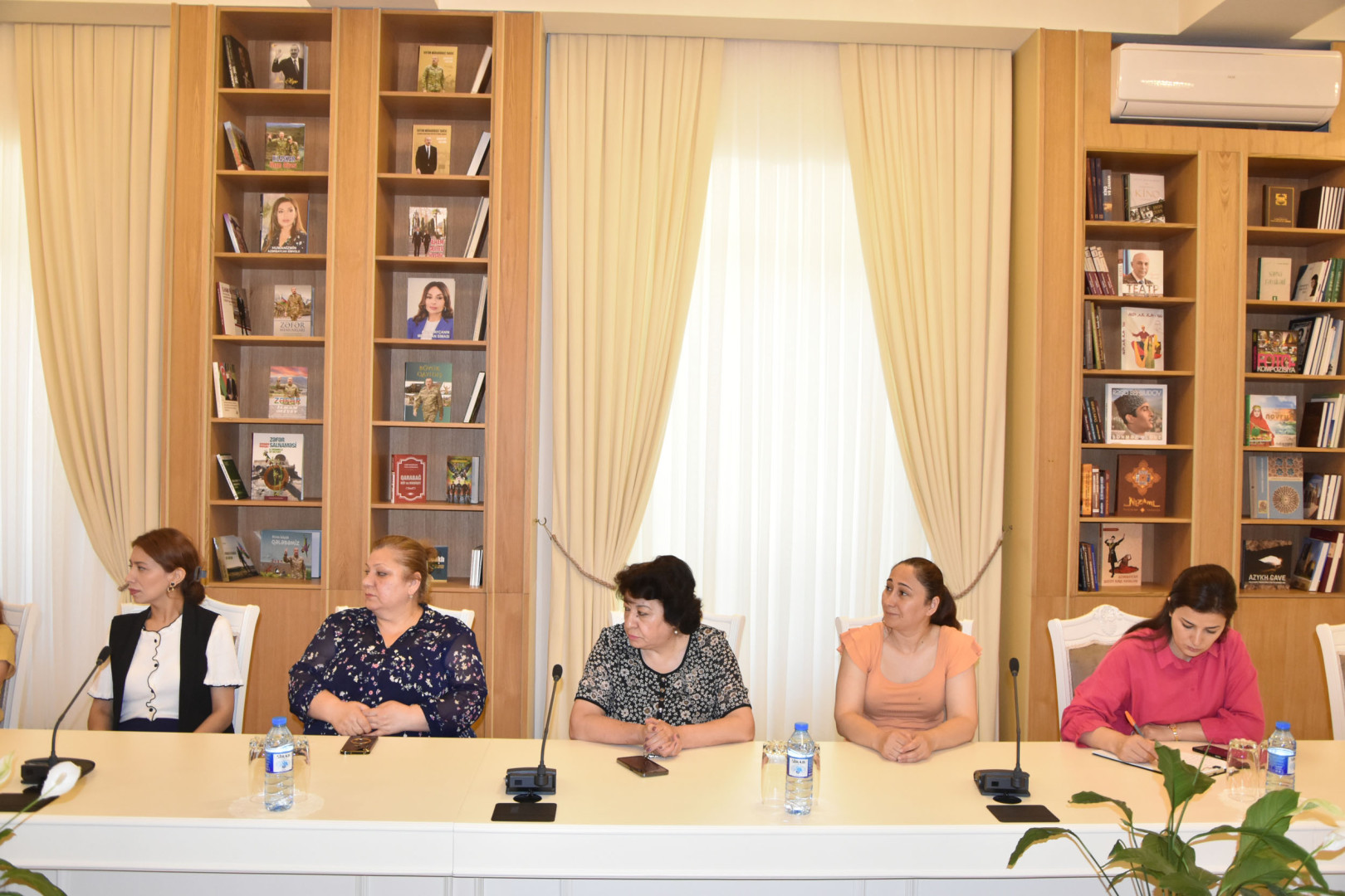 Azərbaycan Milli Kitabxanasının yeni loqosunun təqdimat mərasimi keçirilib
