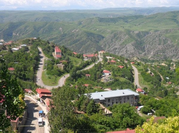 Laçın rayonunun işğalından 28 il keçir