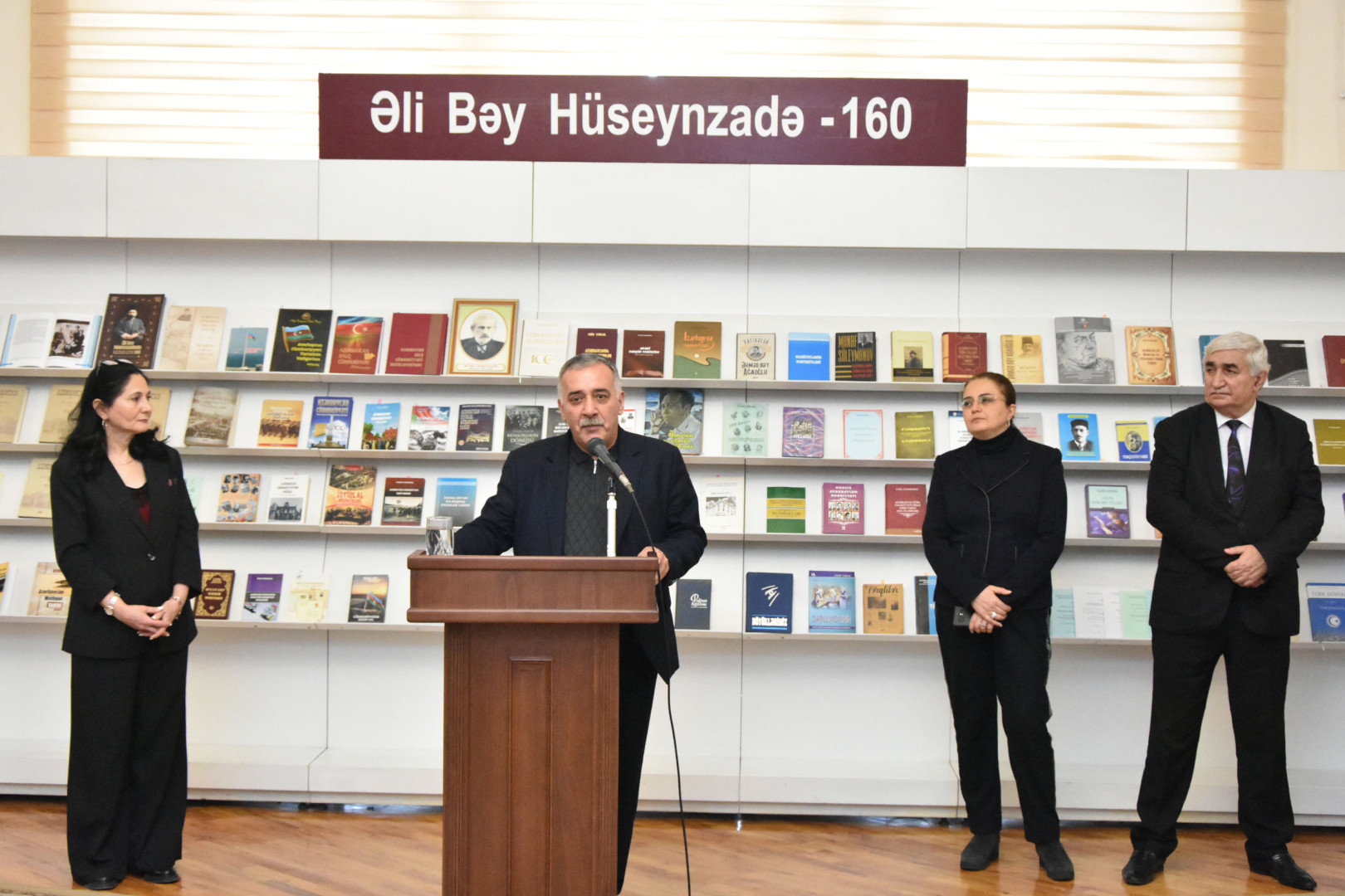 Əli bəy Hüseynzadənin anadan olmasının 160 illik yubileyi münasibətilə kitab sərgisinin açılış mərasimi keçirilib