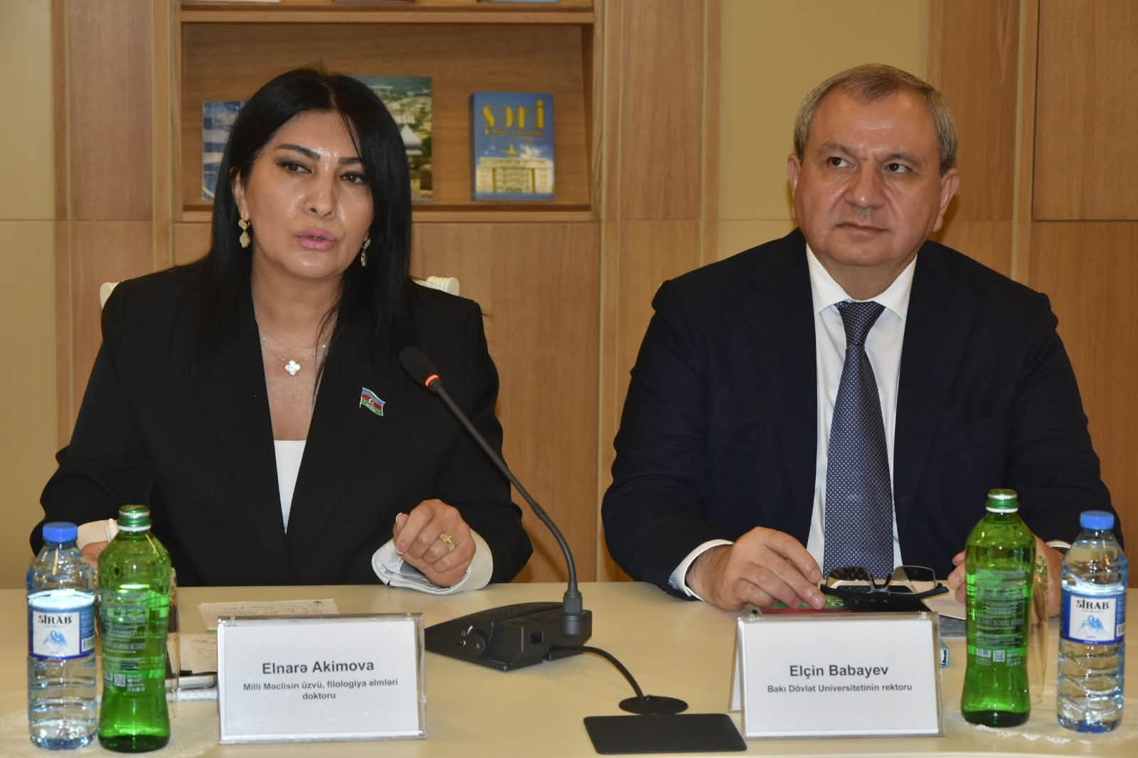 Azərbaycan Milli Kitabxanasında professor Şirməmməd Hüseynovun “İstiqlal söhbətləri” kitabının təqdimat mərasimi keçirilib
