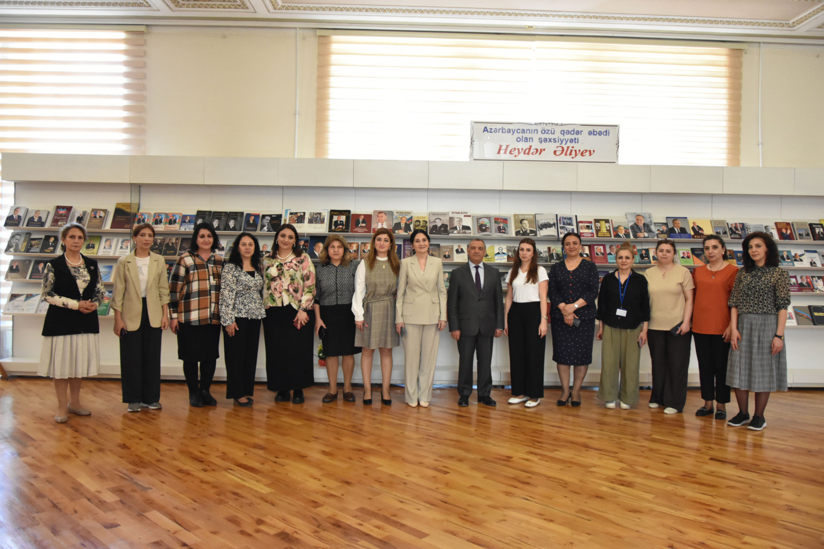 Milli Kitabxanada Ümummilli Lider Heydər Əliyevin xatirəsinə həsr olunmuş tədbir keçirilib