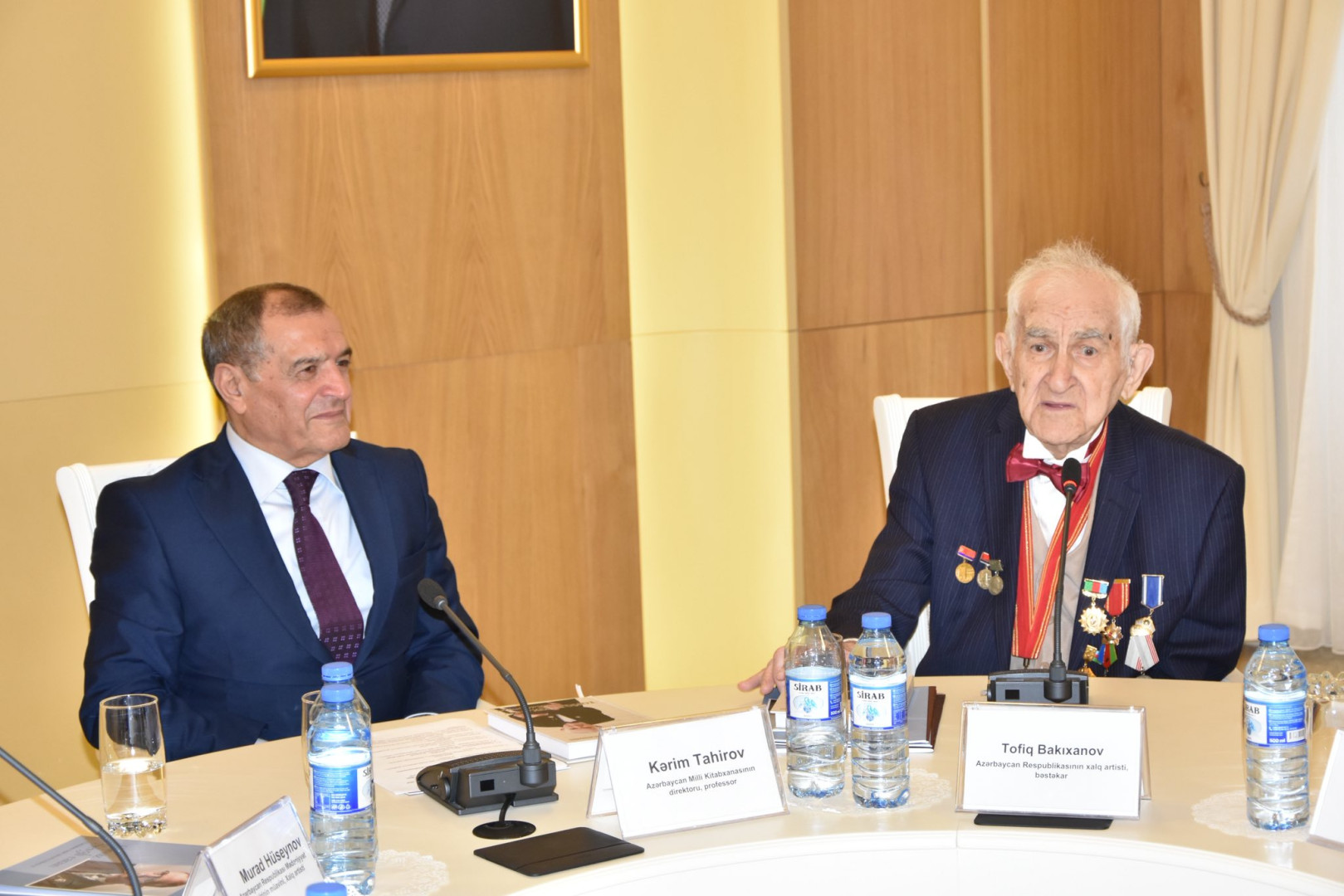 Milli Kitabxanada görkəmli bəstəkar, Xalq artisti Tofiq Bakıxanova həsr edilmiş “Tofiq Bakıxanov. Biblioqrafiya” kitabının və “Milli Kitabxananın qızıl fondundan” layihəsi üzrə nəşr etdiyi not məcmuələrinin təqdimat mərasimi keçir