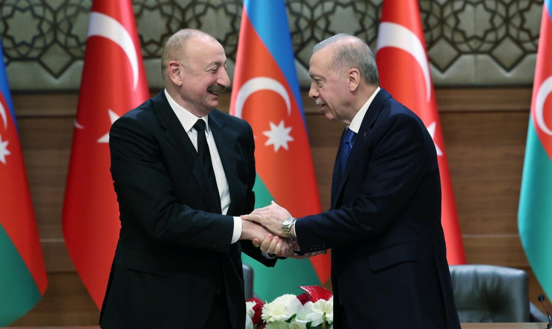 İlham Əliyev və Ərdoğan görüşdü