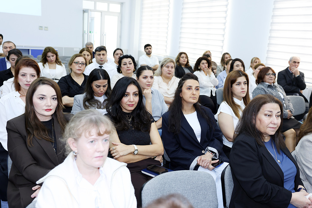 Dünyaşöhrətli alim Erol Qelenbe İnformasiya Texnologiyaları İnstitutunun elmi seminarında məruzə edib