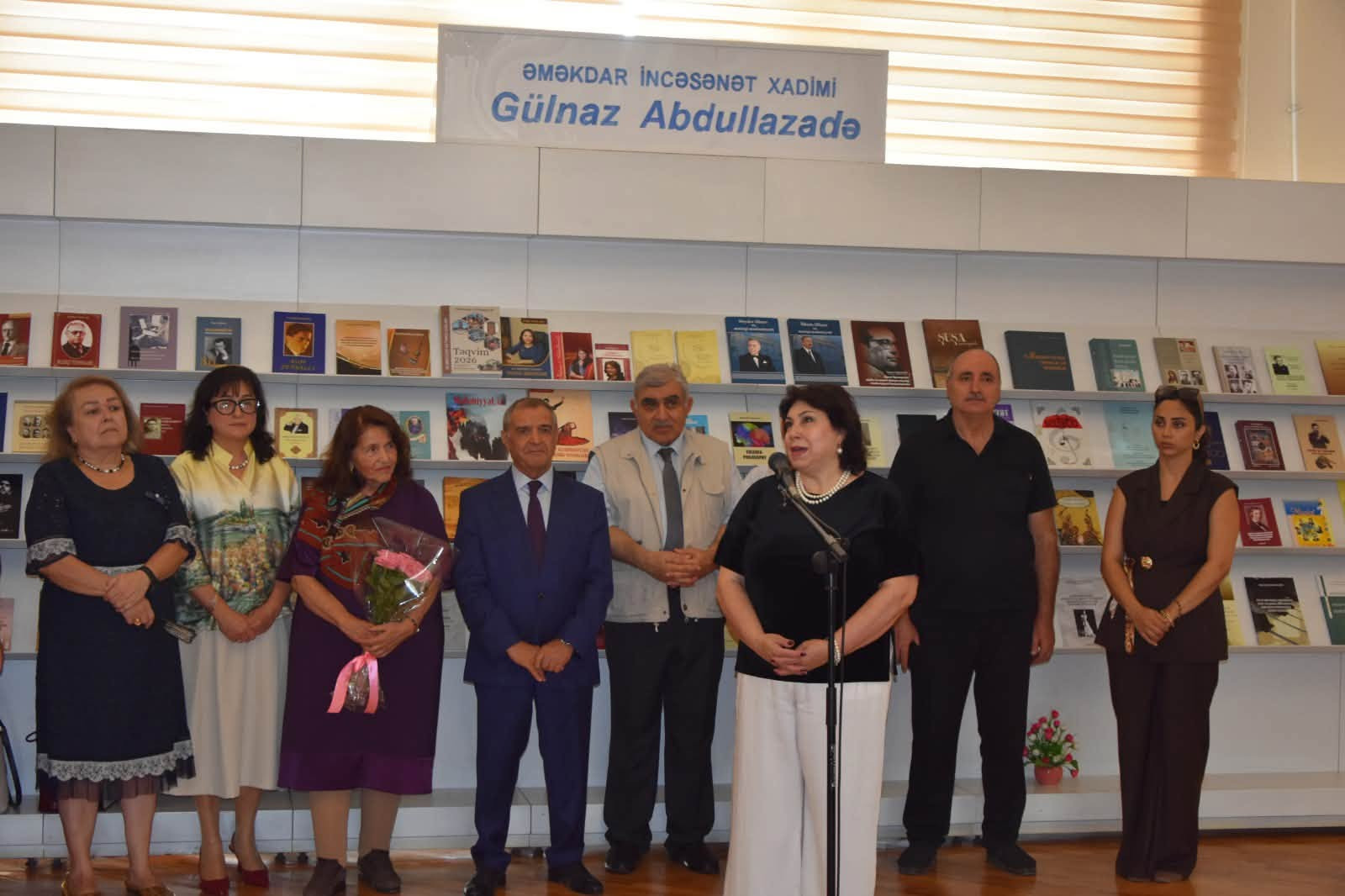 Milli Kitabxanada Bakı Musiqi Akademiyasının elmi-tədqiqat və yaradıcılıq işləri üzrə prorektoru, bəstəkar-musiqişünas, filosof, fəlsəfə elmləri doktoru, professor Gülnaz Abdullazadənin 80 illik yubileyinə həsr olunmuş tədbir keçirilib