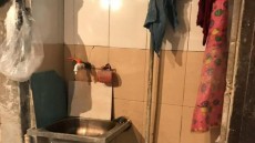 Bakının mərkəzində satışa çıxarılan çörəklər belə istahsal edilir-