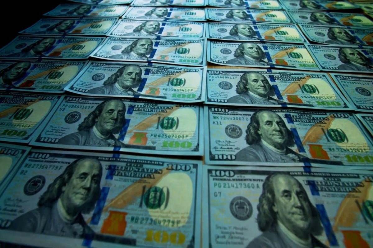 Bakıda 35 min 900 saxta ABŞ dollarını dövriyyəyə buraxmaq istəyən şəxs tutulub