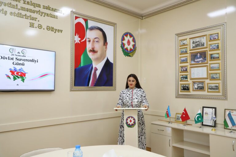 Elmi-Tədqiqat İnstitutunda 20 Sentyabr – Dövlət Suverenliyi Gününə həsr olunmuş tədbir keçirilib