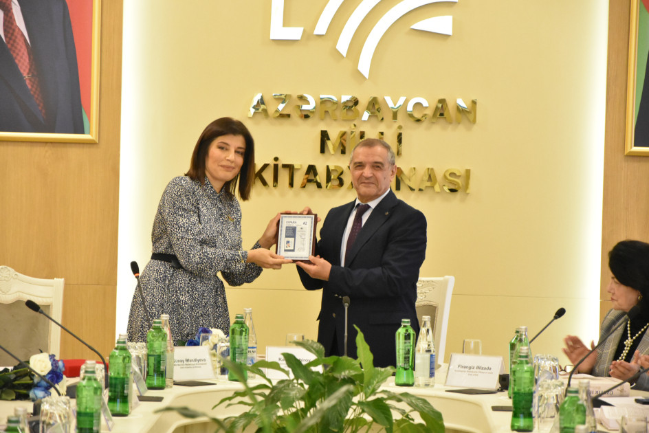 Milli Kitabxanada “Üzeyir Hacıbəyli. Biblioqrafiya” kitabının təqdimatı keçirilib
