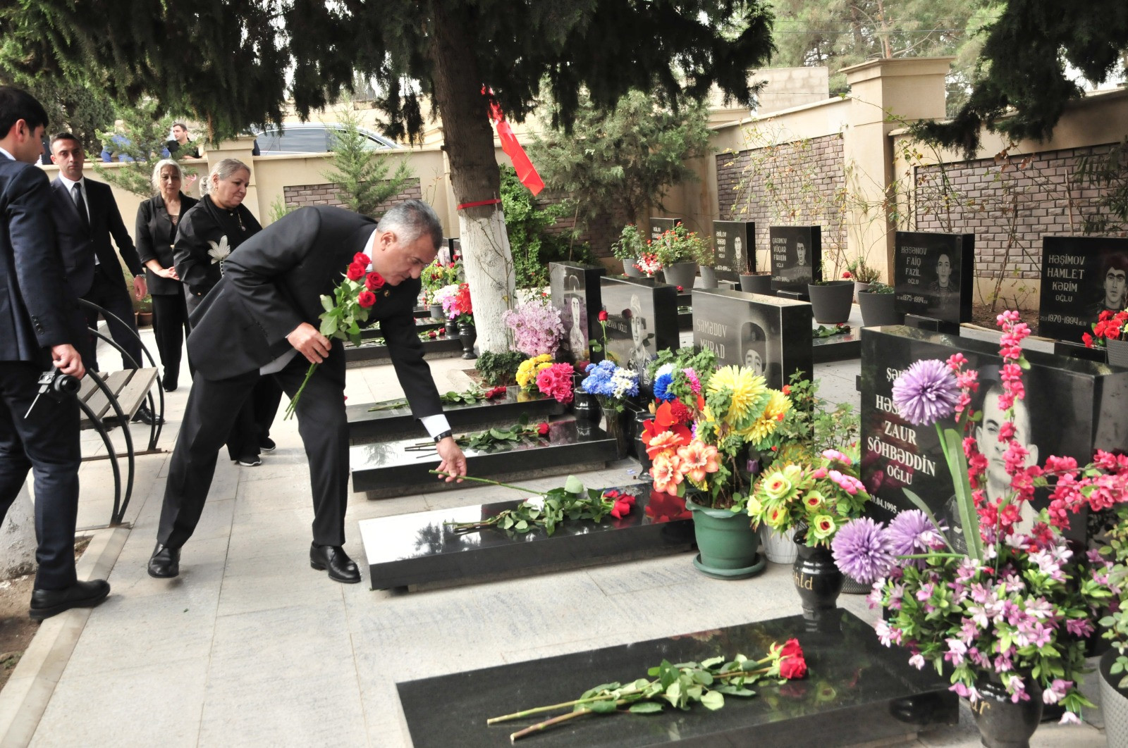 Abşeronda Dövlət Suverenliyi Günü qeyd edildi, şəhidlər anıldı
