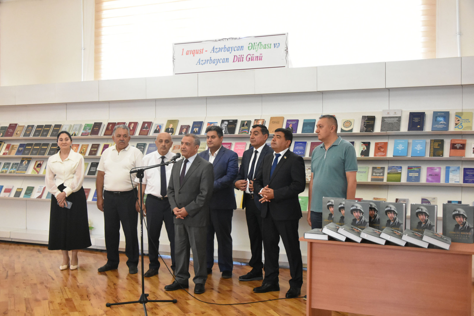 Milli Kitabxanada Azərbaycan əlifbası və Azərbaycan dili günü münasibətilə tədbir keçirilib