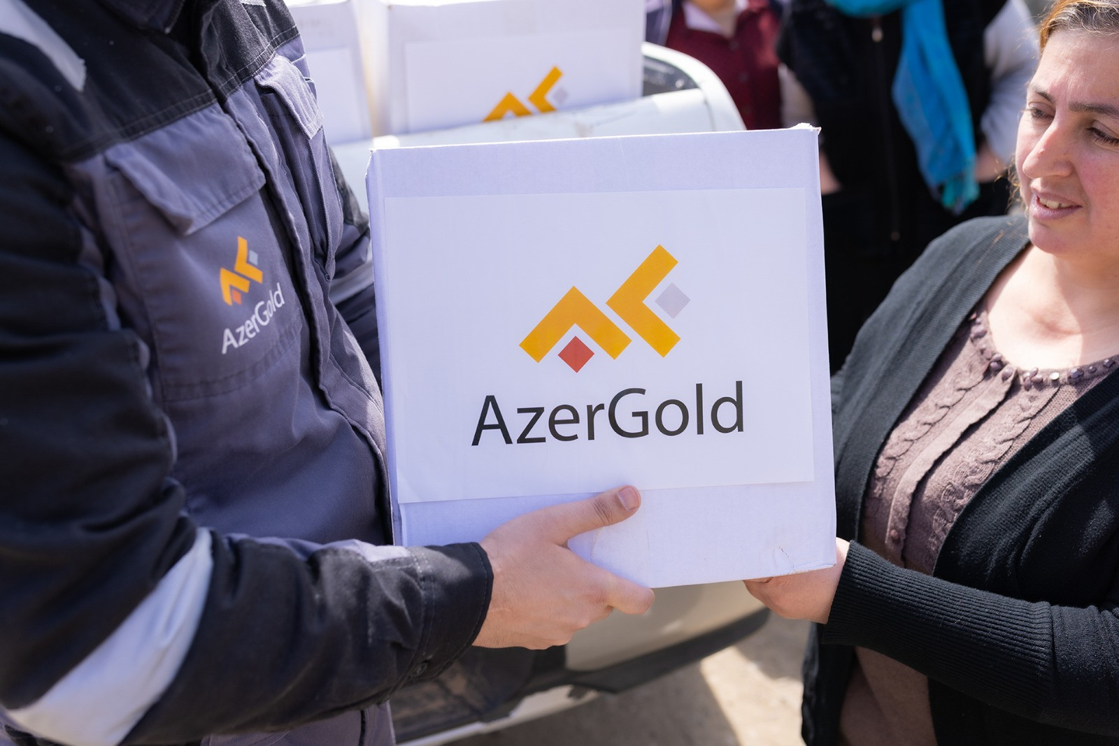 "AzerGold" QSC tərəfindən Daşkəsəndə aztəminatlı ailələrə Ramazan sovqatı təqdim edilib