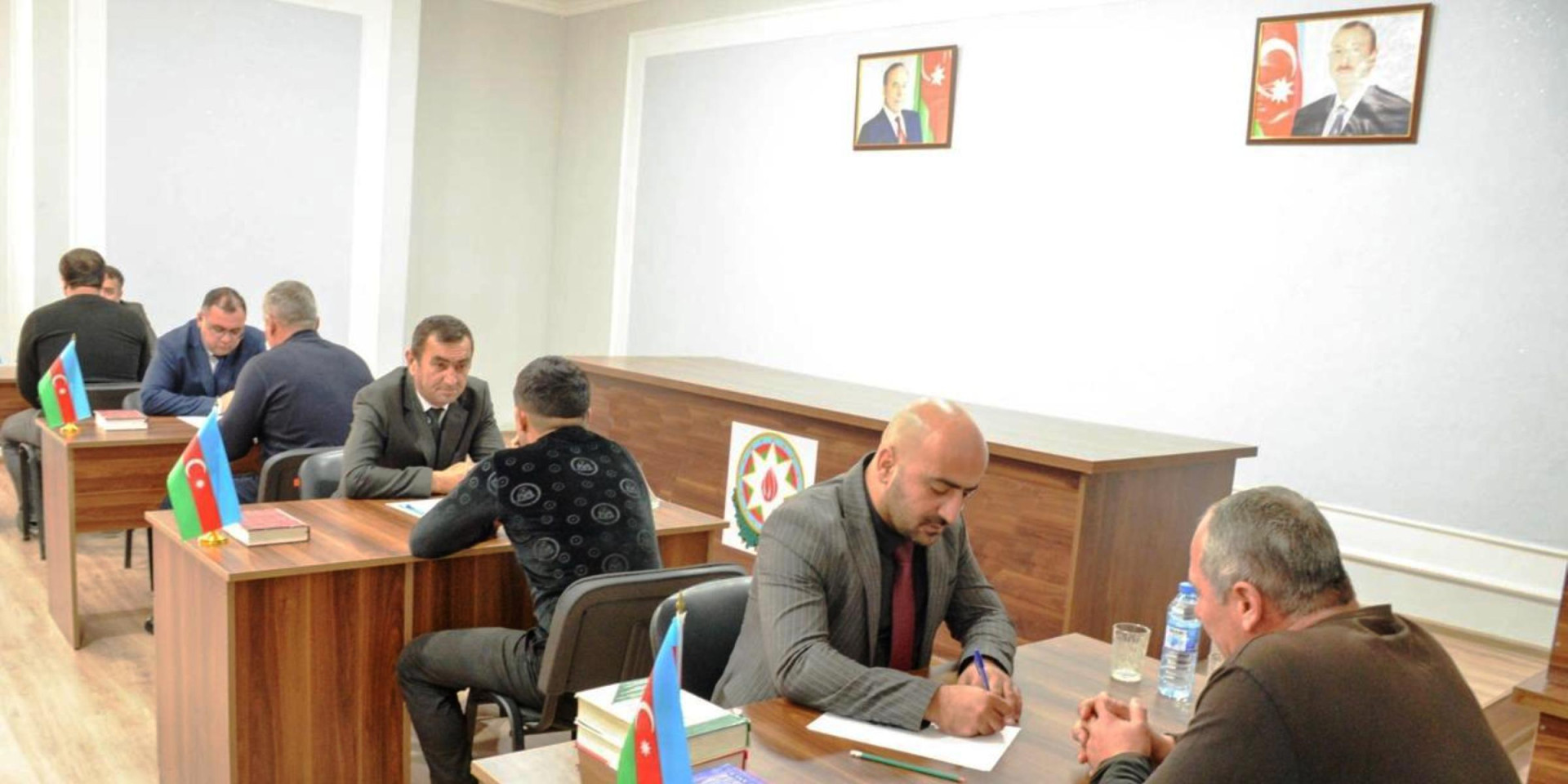 Vəkillər daha 3 penitensiar müəssisədə pulsuz hüquqi yardım göstəriblər