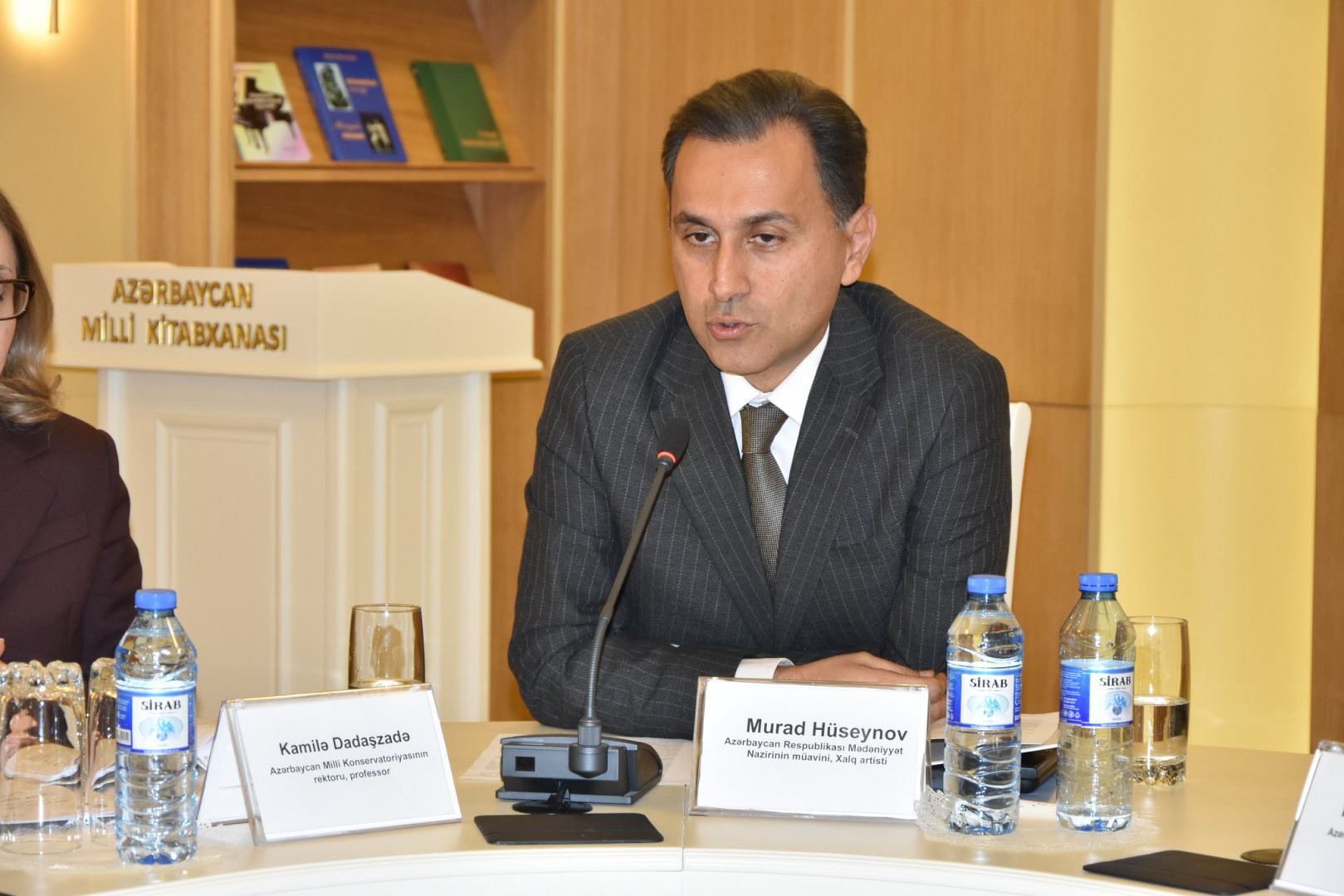 Milli Kitabxanada görkəmli bəstəkar, Xalq artisti Tofiq Bakıxanova həsr edilmiş “Tofiq Bakıxanov. Biblioqrafiya” kitabının və “Milli Kitabxananın qızıl fondundan” layihəsi üzrə nəşr etdiyi not məcmuələrinin təqdimat mərasimi keçir