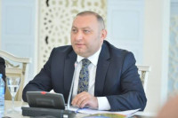 Rektor təqdimat verir,Kənd Təsərrüfatı Nazirliyi təqdimatı geri göndərir
