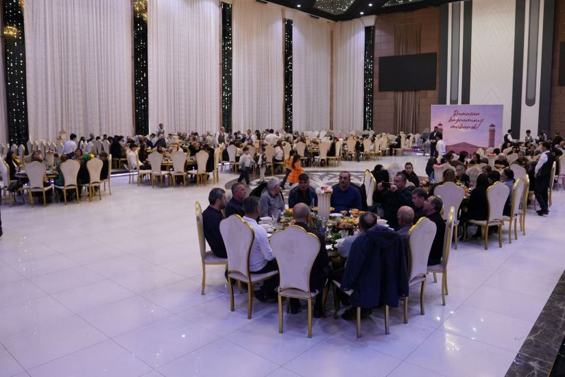 Abşeron rayonunda iftar süfrəsi açılıb -
