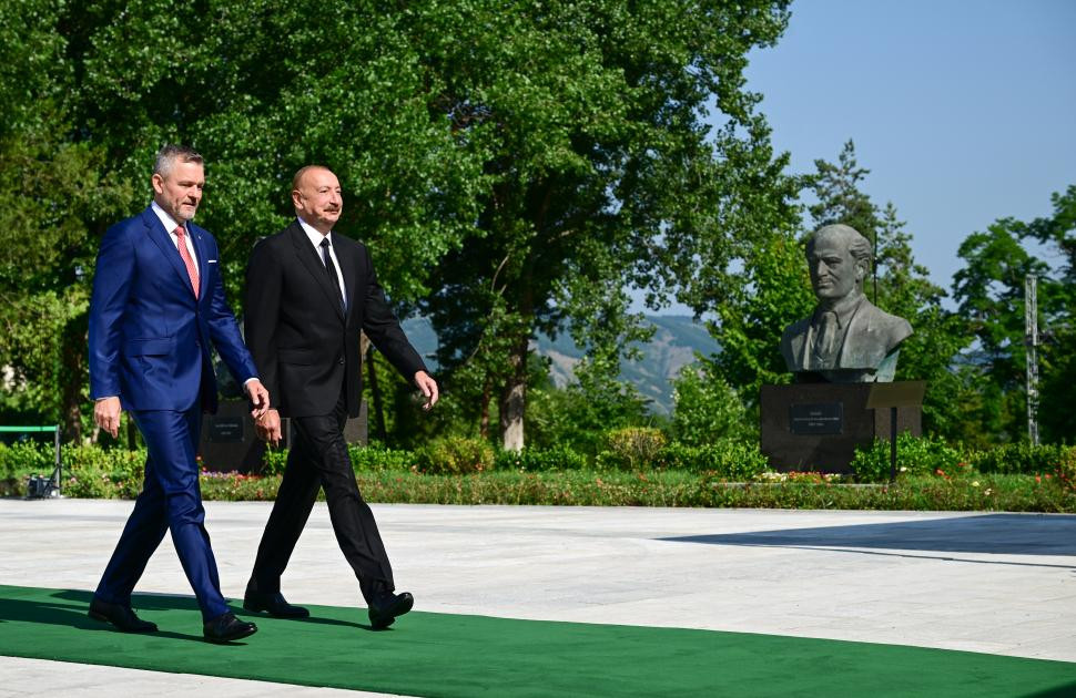 Şuşada İlham Əliyevin Slovakiya Prezidenti ilə təkbətək görüşü olub -