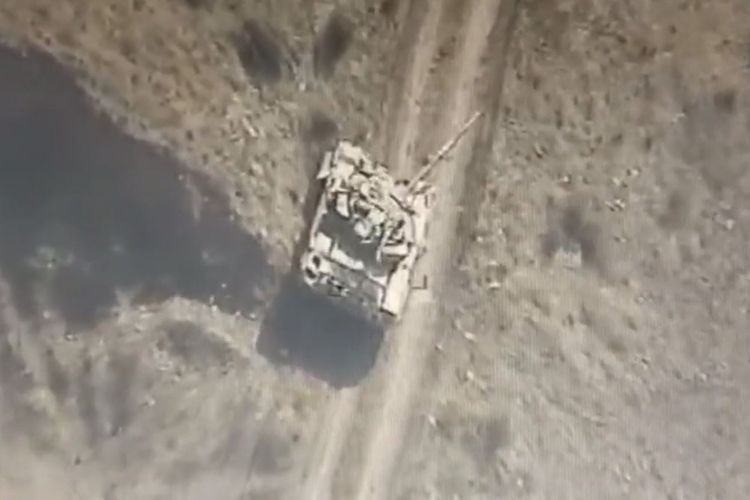 Müdafiə Nazirliyi:"Düşmənin bir neçə tankı və tabor komandiri məhv edilib"
