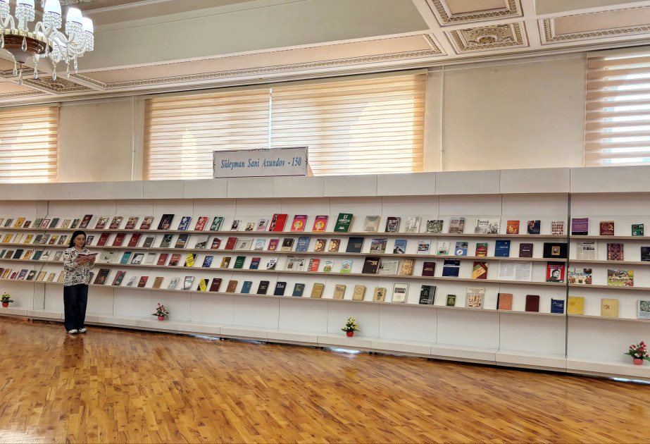 Milli Kitabxanada “Süleyman Sani Axundov – 150” adlı ənənəvi kitab sərgisi açılıb