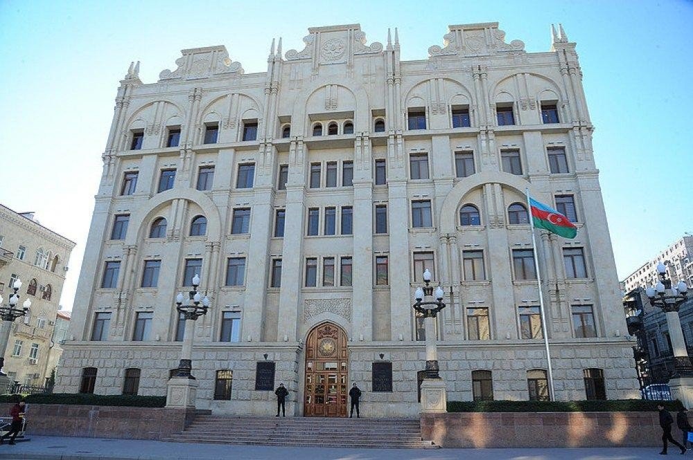 Xaricilərə saxta pasportlar satılıb-