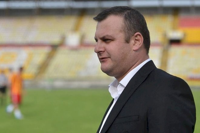 AFFA jurnalistin arqumentlərini həzm edə bilmədi, çıxış yolunu ...-