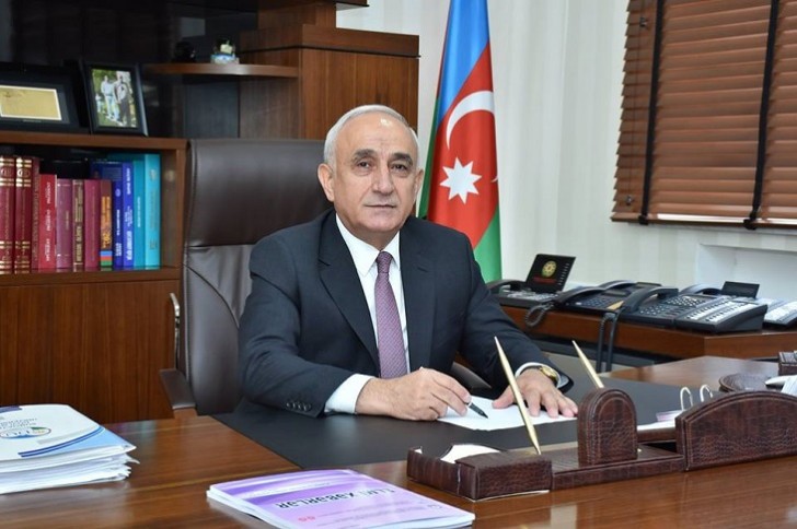 "Universitet rəhbərliyi 6 min manat istədi,verə bilmədik,indi təzyiq edir..."-