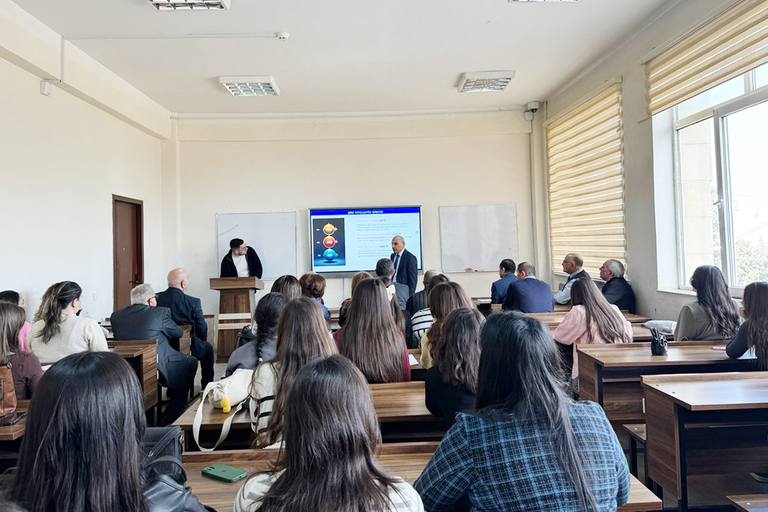 AMEA-nın muxbir üzvü Bakı Dövlət Universitetində ustad dərsi keçib