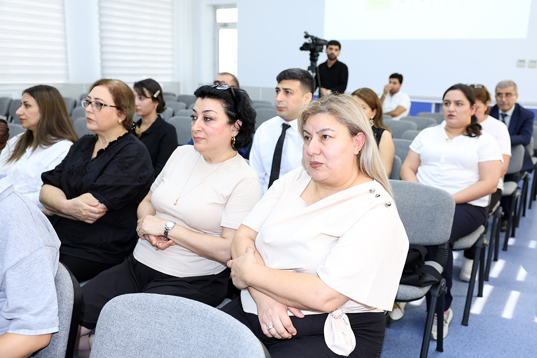 Dünyaşöhrətli alim Erol Qelenbe İnformasiya Texnologiyaları İnstitutunun elmi seminarında məruzə edib