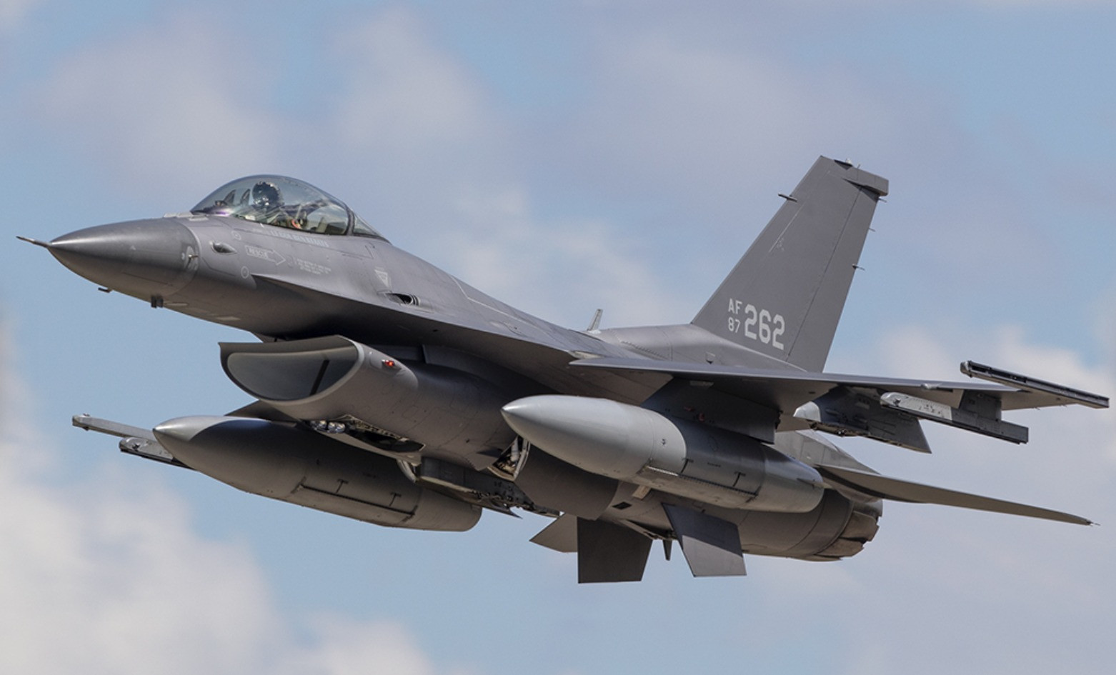 Ukrayna daha bir “F-16”-sını itirdi - Pilot sağdır