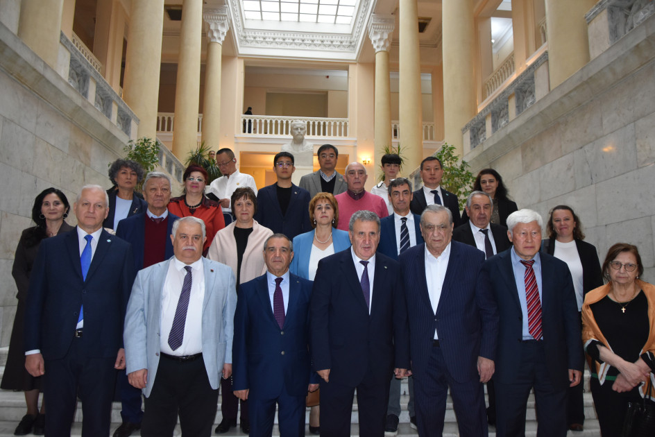 Milli Kitabxanada Azərbaycan Milli Elmlər Akademiyasının 80 illik yubileyinə həsr olunmuş tədbir keçirilib
