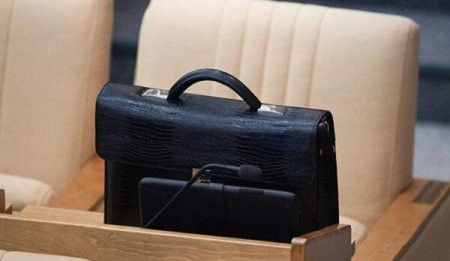 Bakıda icra başçısı birinci müavinini işdən çıxardı