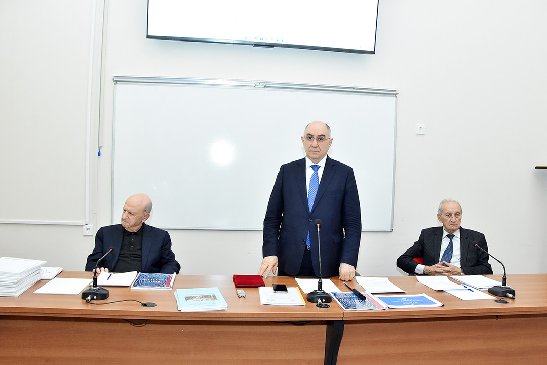 AMEA Fizika-Riyaziyyat və Texnika Elmləri Bölməsinin Ümumi yığıncağında institutların illik elmi hesabatları müzakirə edildi