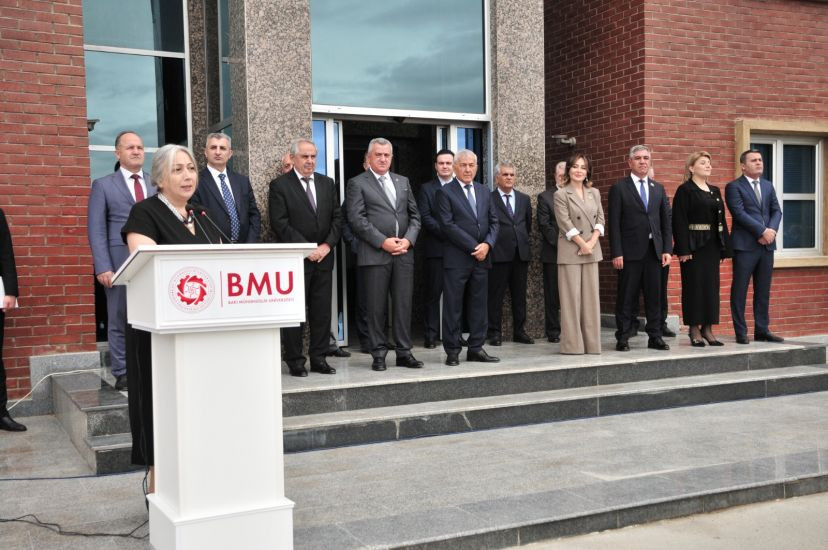 15 sentyabr - Bilik günü ilə əlaqədar Abşeron rayonunda silsilə tədbirlər keçirilib, yeni məktəblərin açılışları olub