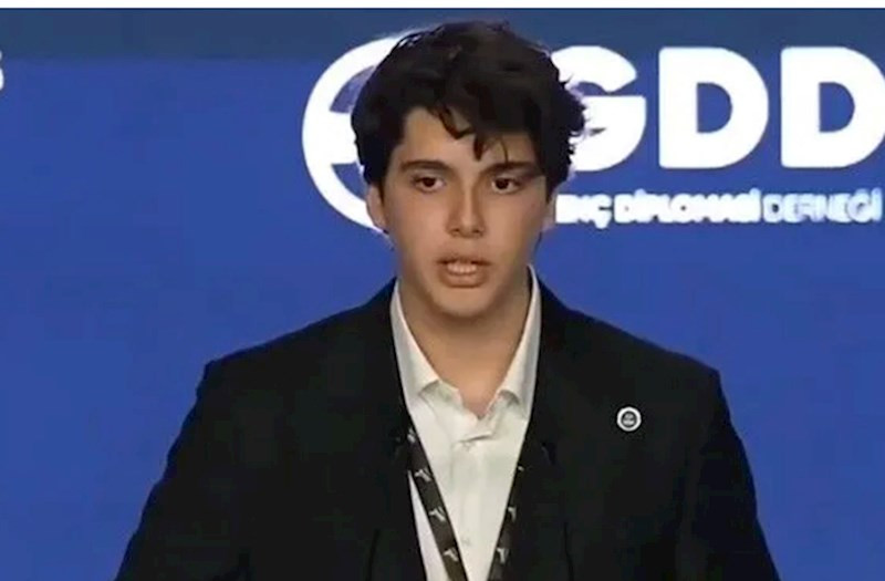 Ərdoğanın nəvəsinin çıxışı gündəm oldu