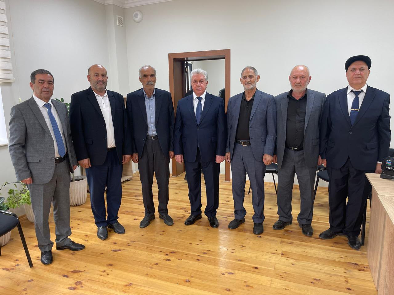 Deputat Fəzail İbrahimli Göytəpə şəhərində seçicilərlə vətəndaş qəbulu keçirib