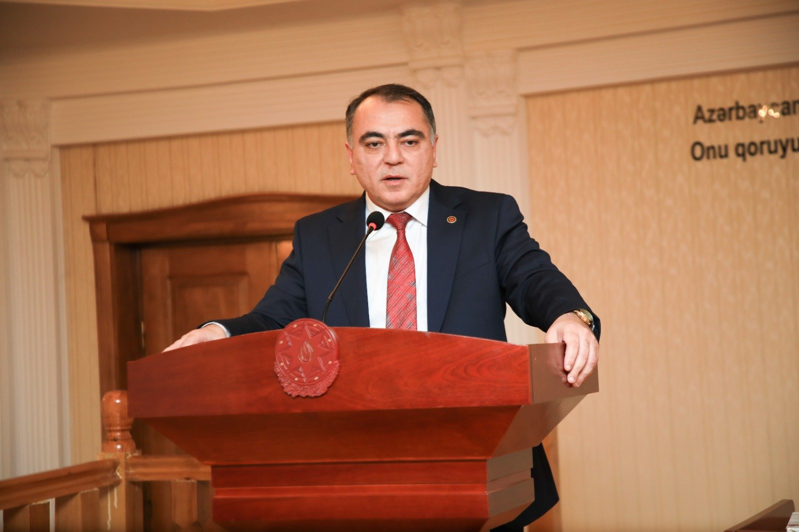 AMEA-nın Gəncə bölməsində professor İbrahim Cəfərovun 70 illik yubileyi keçirilib