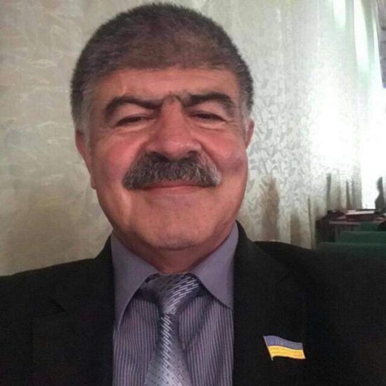 Azərbaycanlı deputat 2 rus əsgərini əsir götürdü -